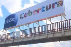 Publicidad exterior puente peatonal